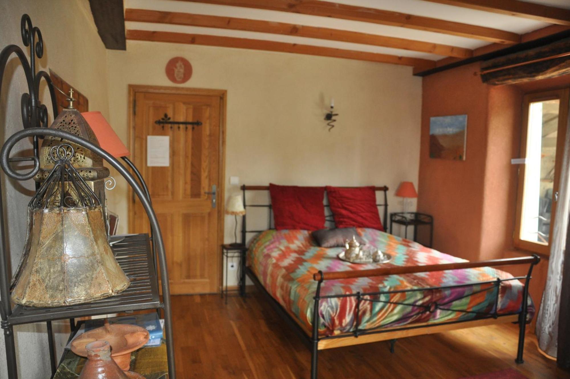Chabeuil La Source, Vegetarian Guest House الغرفة الصورة